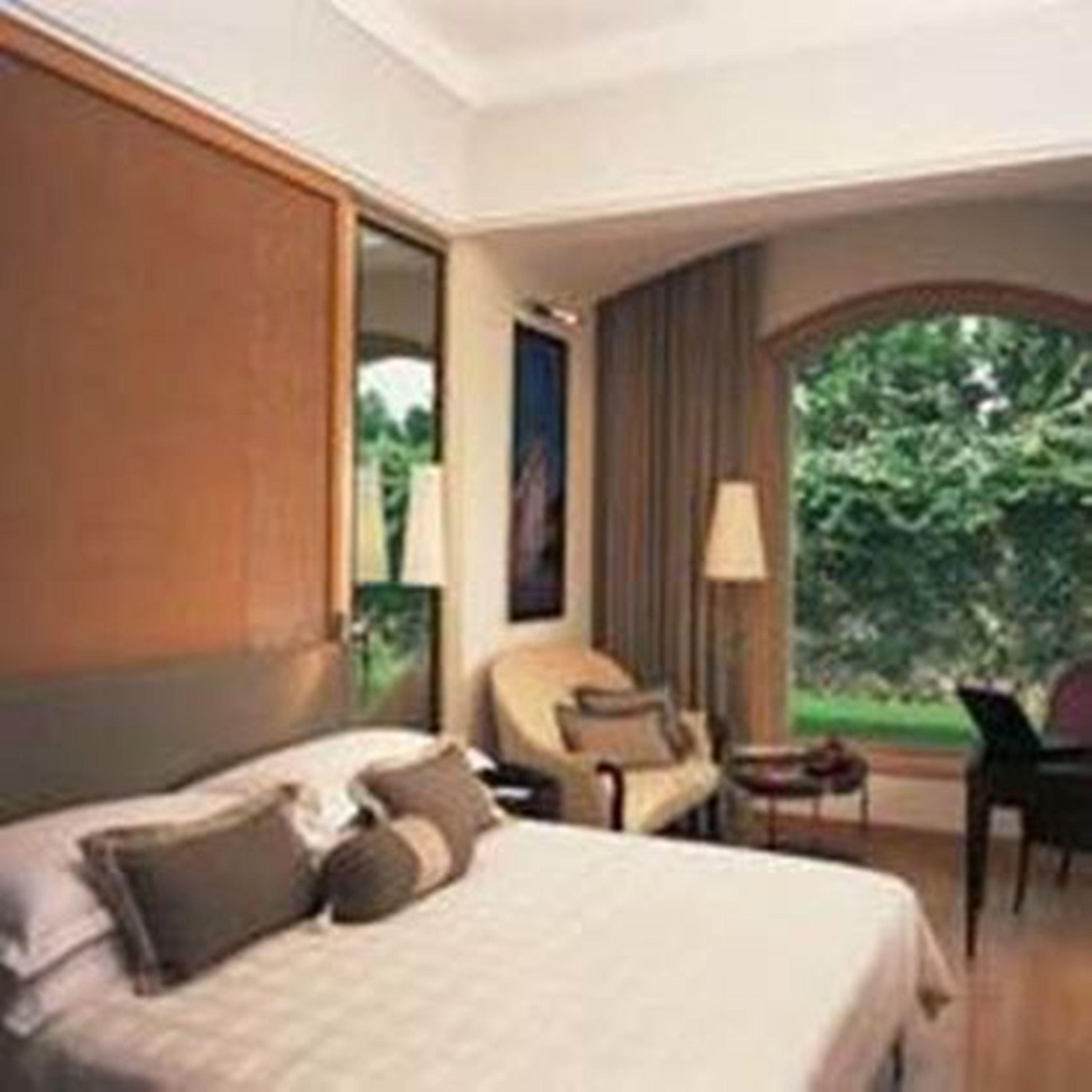 Trident Gurgaon Hotel Exterior photo A room at the hotel
