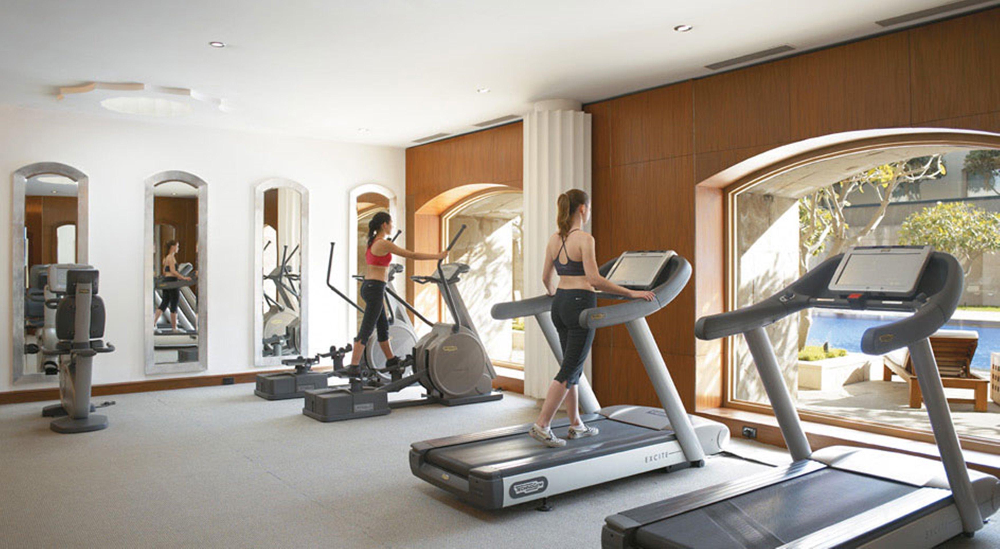 Trident Gurgaon Hotel Exterior photo A gym at a hotel
