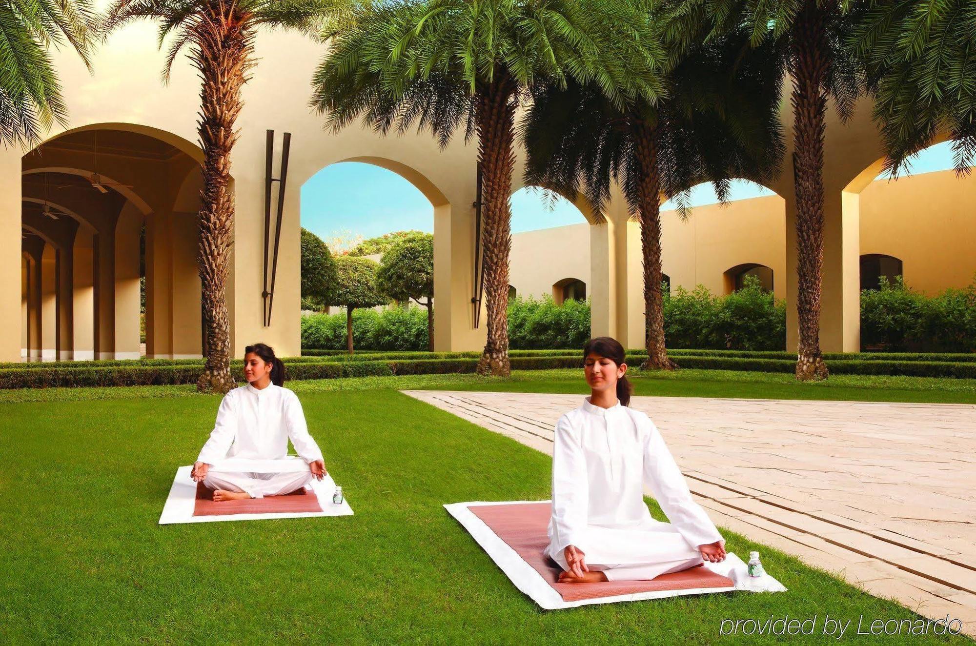 Trident Gurgaon Hotel Exterior photo Meditation at the Art of Living International Center